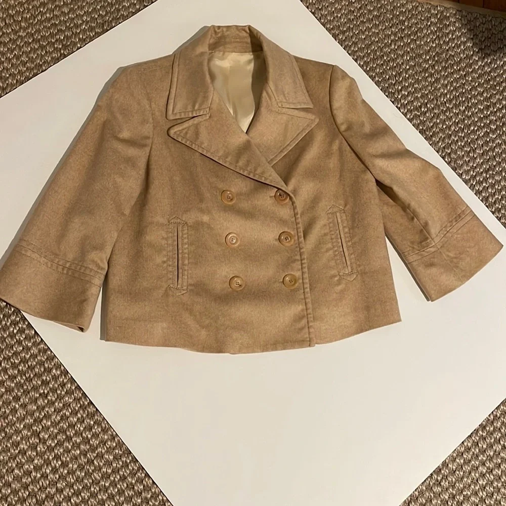 Crop Jacket - Picture 2 of 11